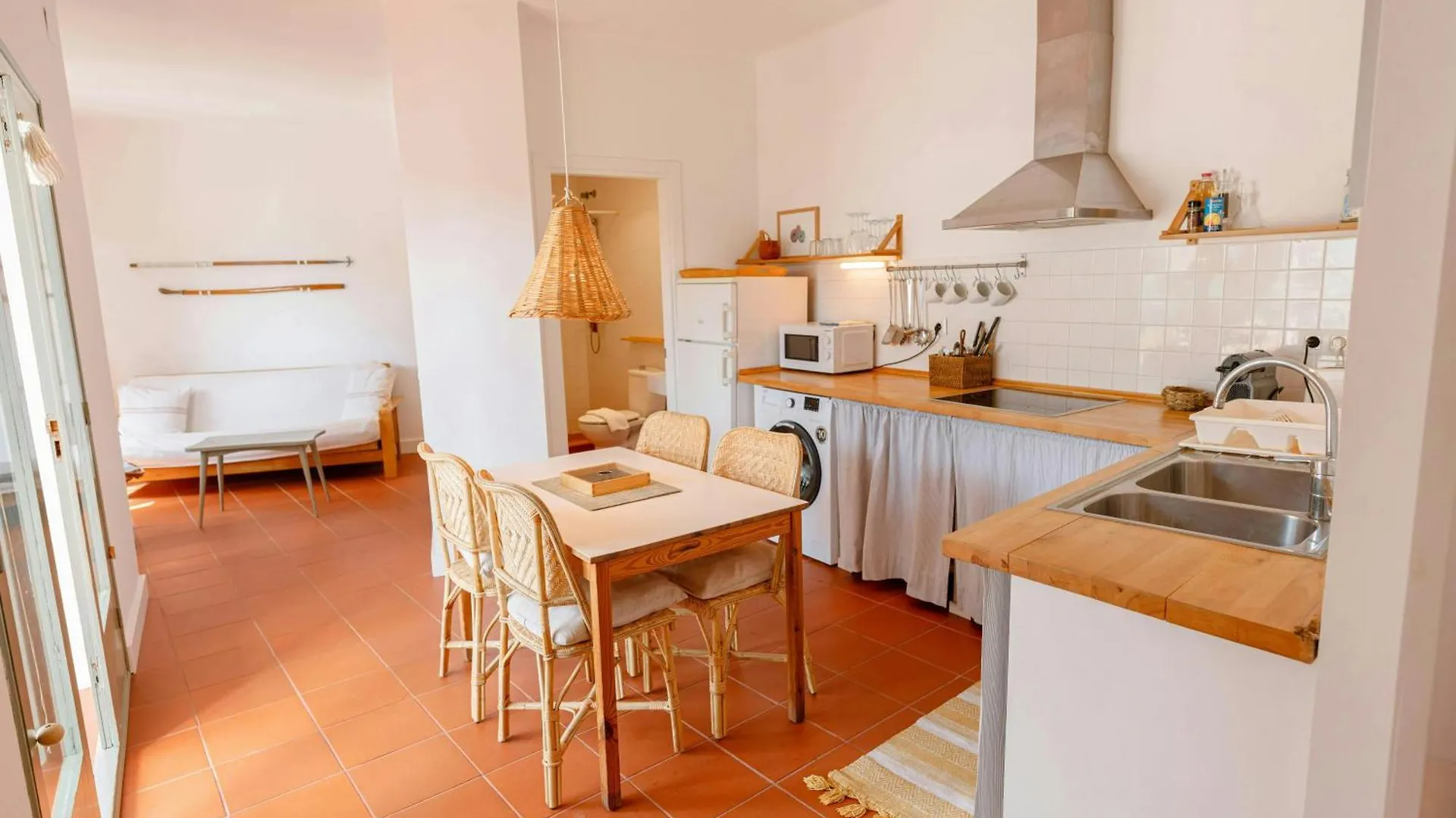 Апартаменты T4 - Beachside Escape With Unbeatable Views Тамариу
