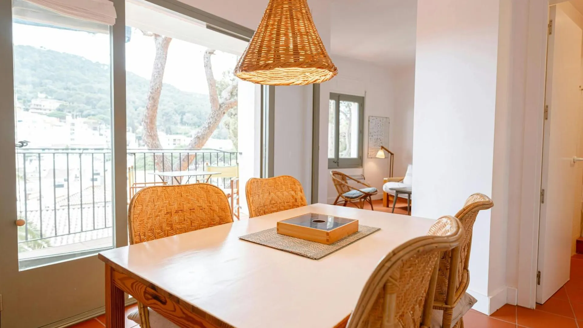 Апартаменты T4 - Beachside Escape With Unbeatable Views Тамариу Испания