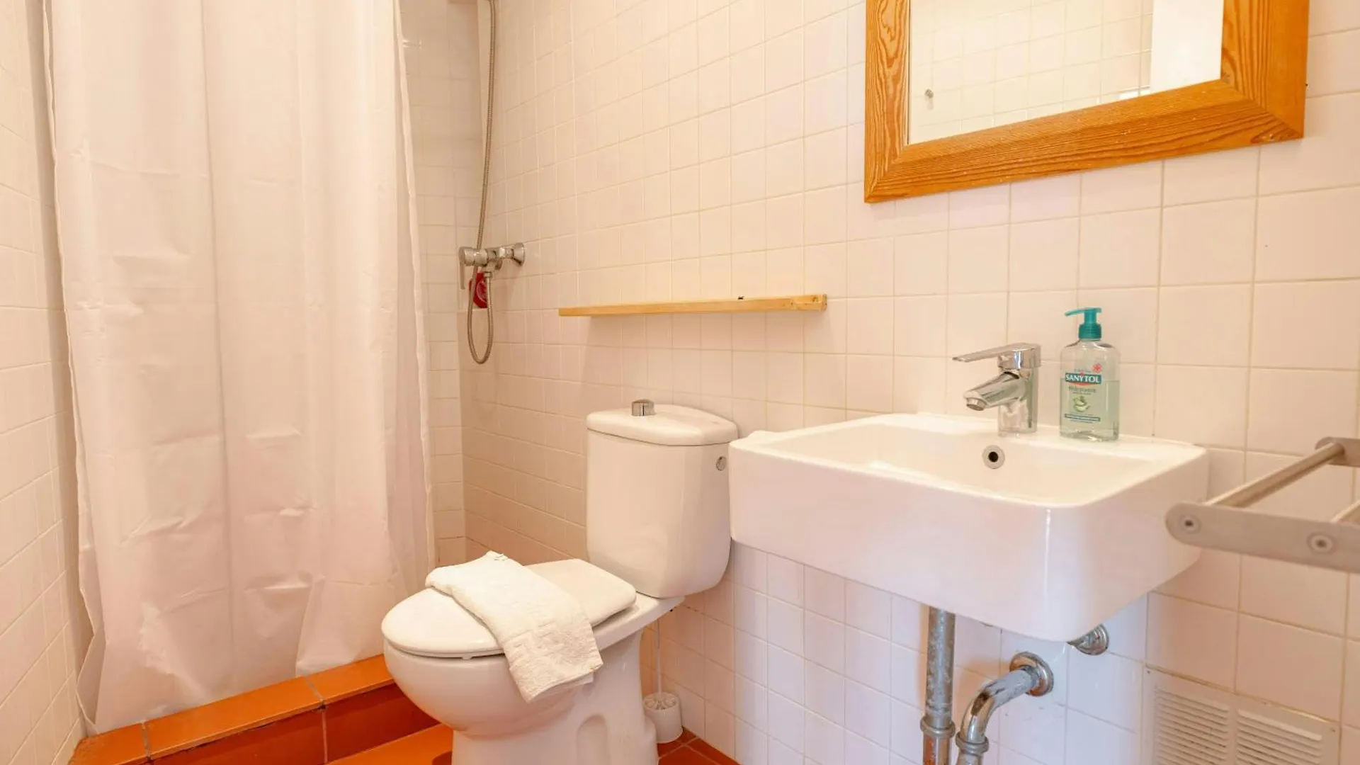 T4 - Beachside Escape With Unbeatable Views Tamariu